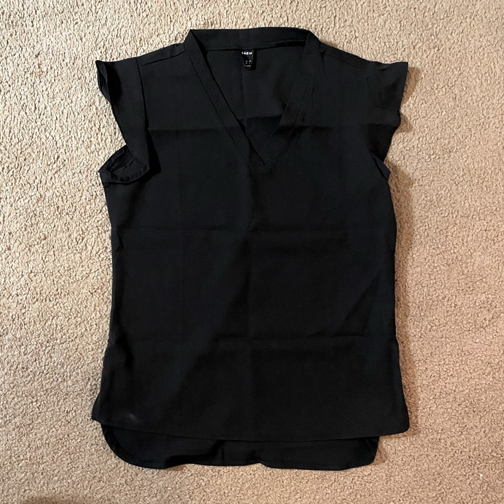 NWT Ruffle Cuff Solid Blouse - Picture 3 of 6